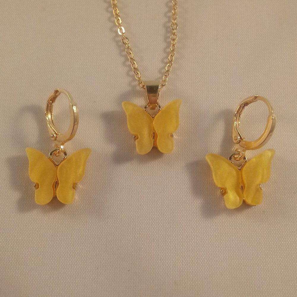 Gold Plated Yellow Opal Resin Butterfly Earrings Pendant Necklace Set 18" Gift